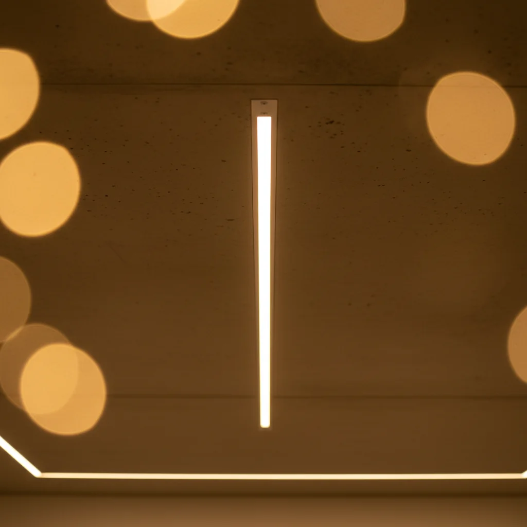 פרופיל תאורה — תמונת קטגוריה Home Lighting
